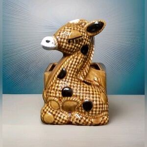Super Cute Vintage Pottery Plush Style Giraffe Nursery Planter G.W. T9023